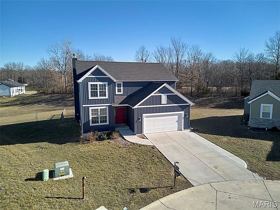 3rd image of 340 Birchwood Dr