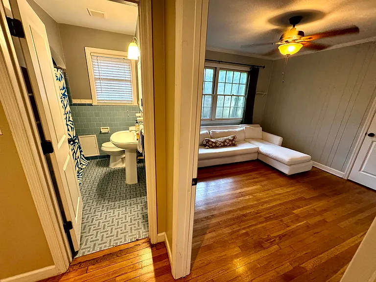 Bedroom #3 (with bathroom outside the hallway)