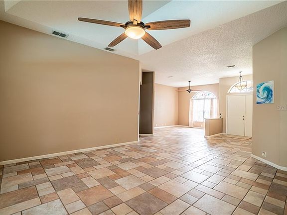 4th image of 8730 Ashbury Dr