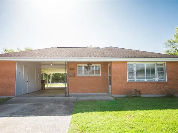 118 Ravey St, Belle Chasse, LA 70037