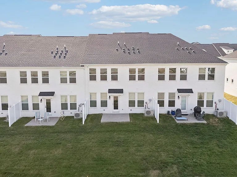 615 Club View Way — Photo 53