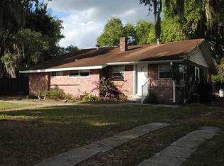 2008 Vine St, Leesburg, FL 34748