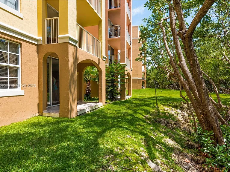 19601 E Country Club Dr #7104 — Photo 8
