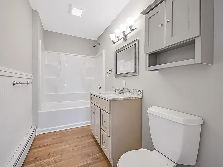 193 Ingleside Ave #1 — Photo 9