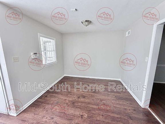 5th image of 3252 Christine Rd