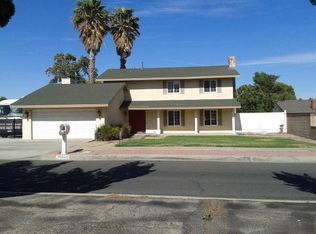 39650 Country Club Dr, Palmdale, CA 93551