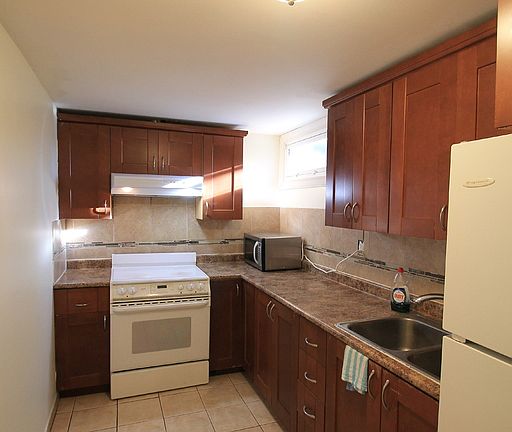 3rd image of 11603 138th Ave NW