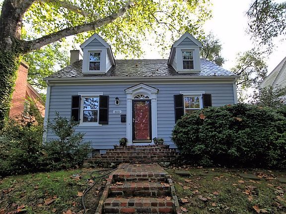 2nd image of 813 Pershing Ave