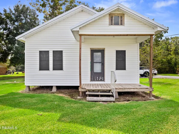 1102 Grand Anse Hwy, Breaux Bridge, LA 70517