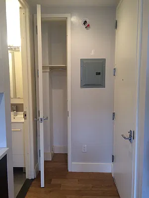 Rented by Sam Tabak | media 25