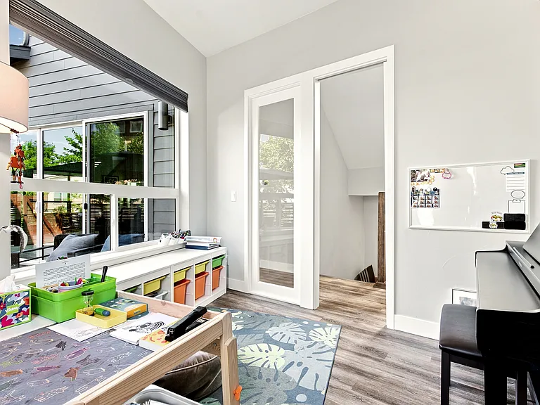 6649 Fern Dr — Photo 23