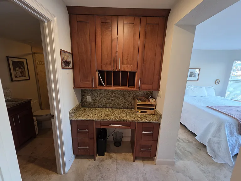 6100 Bahia Del Mar Cir #101 — Photo 21