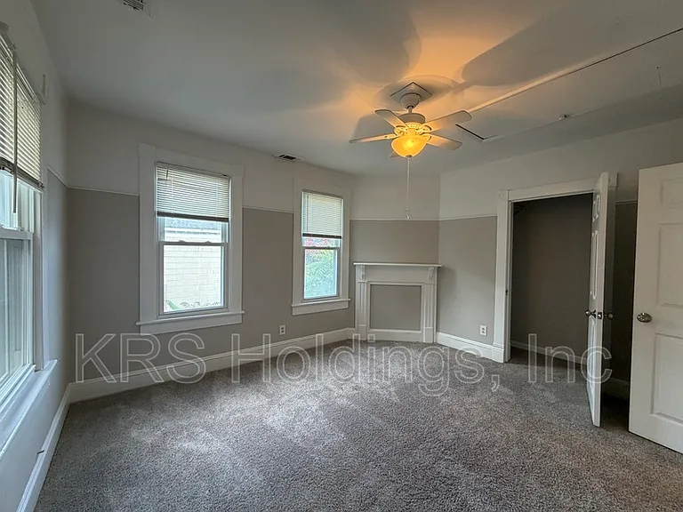1110 Park Ave — Photo 8
