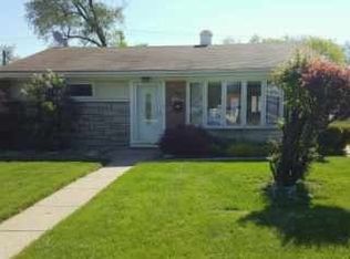 17119 Burnham Ave, Lansing, IL 60438