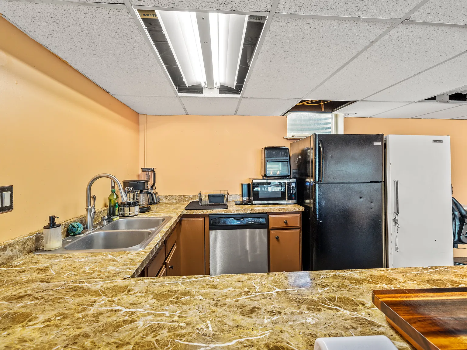 2 bed, 1242 sqft, $3,000 — Photo 3