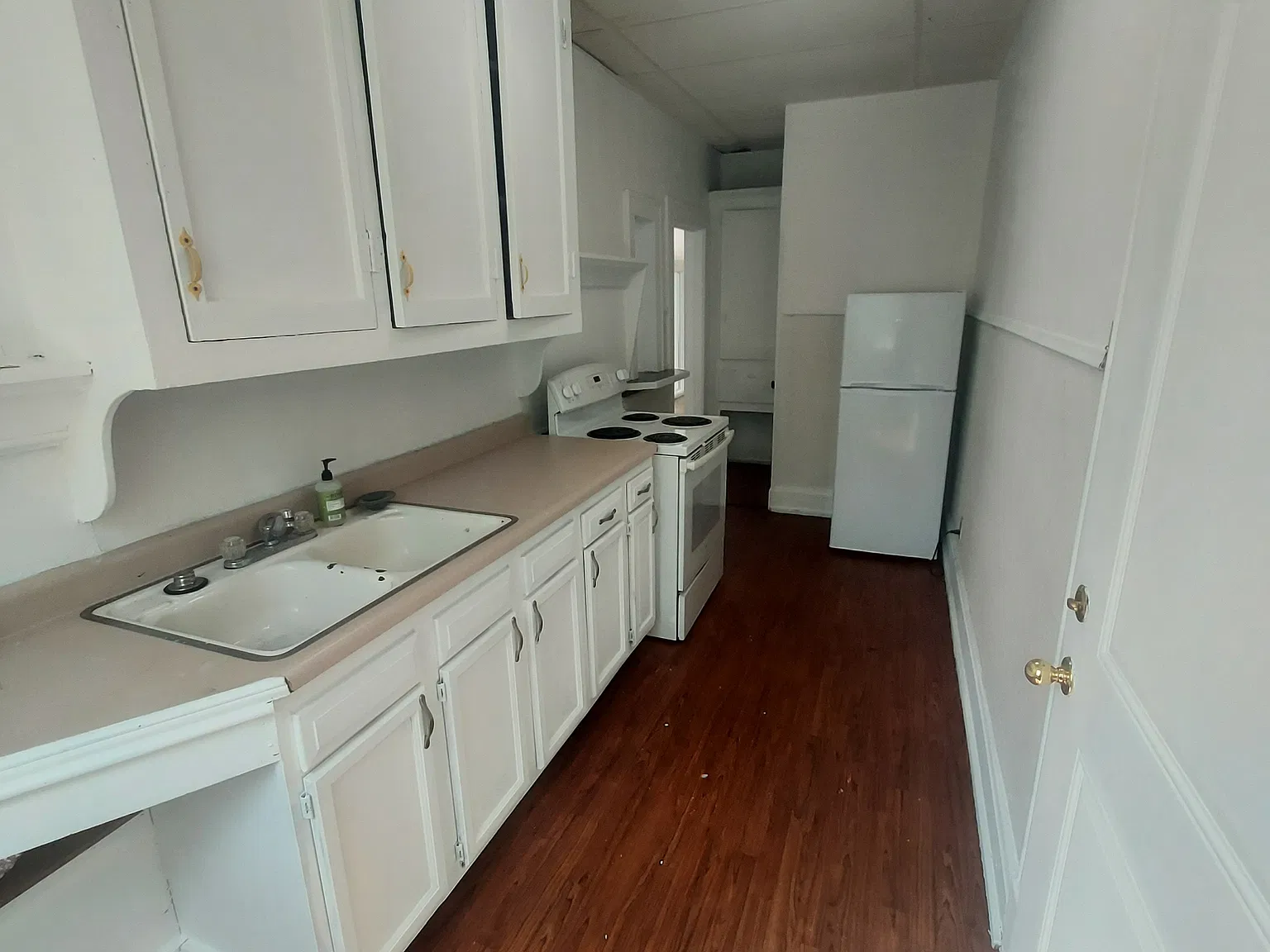 1 bed, $750 — Photo 1