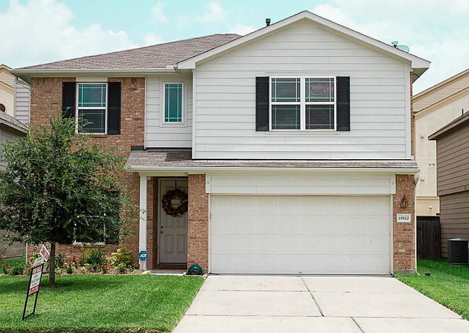 1st image of 19522 Little Pine Ln