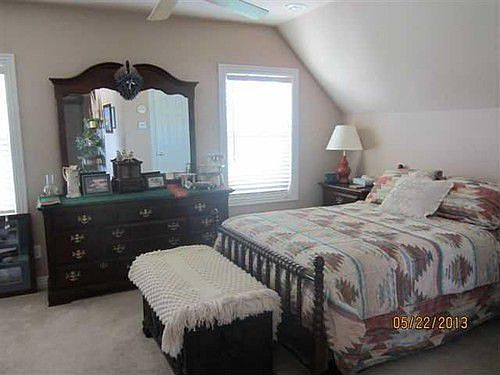 3rd image of 5201 S Pleasant Ln