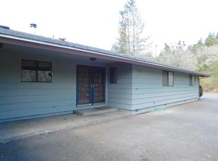 333 Hacienda Way, Grants Pass, OR 97526