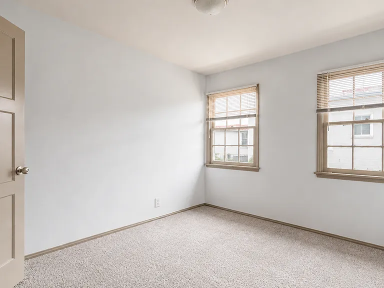 5913 Overhill Dr #4 — Photo 11
