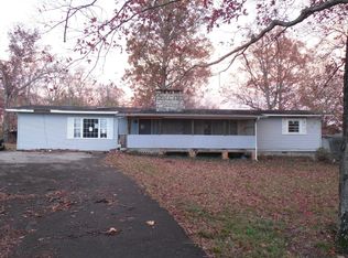 30 Beaverdam Rd, Camden, TN 38320