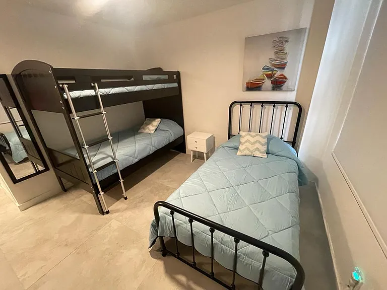 5161 Collins Ave #811 — Photo 17