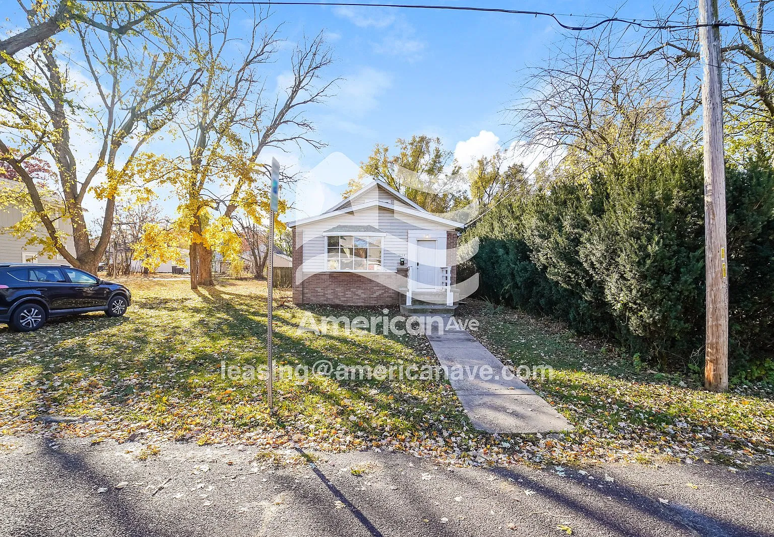 3 bed, 1.0 bath, 1186 sqft, $1,397 — Photo 1