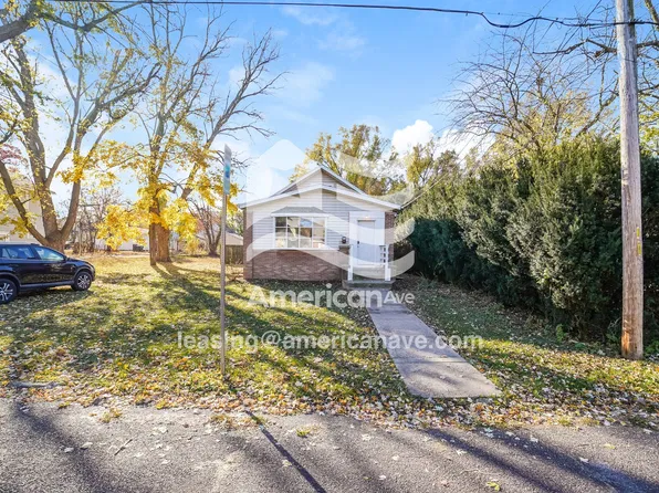 1114 E Corrington Ave, Peoria, IL 61603
