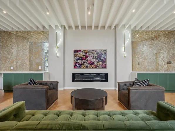 39-43 West 25th Street image 2 of 25