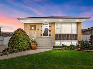 9610 Marion Ave, Oak Lawn, IL 60453