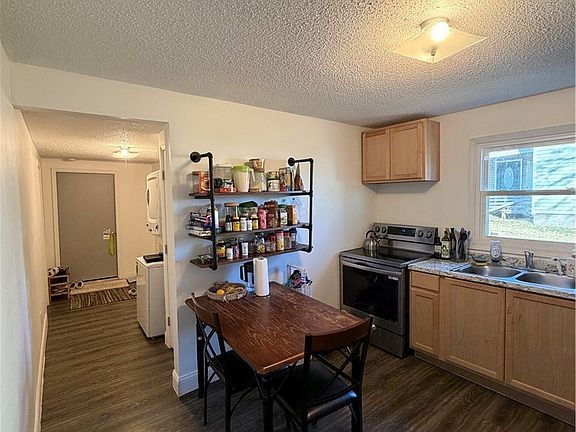 3rd image of 2403 45th St