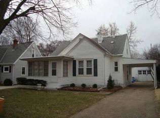 1509 Bacon St, Pekin, IL 61554
