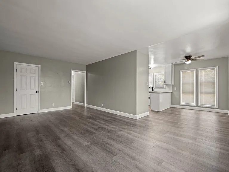 4024 S Gelber Pl #5 — Photo 9