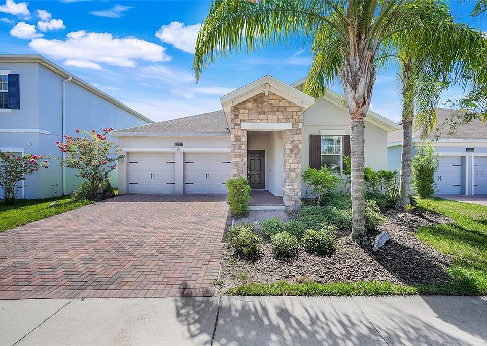 1st image of 10091 Lovegrass Ln