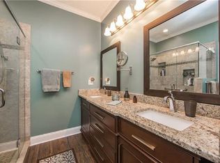 9095 Golf Course Dr, Disputanta, VA 23842