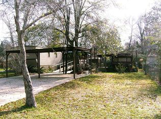 360 Holly Dr, Onalaska, TX 77360