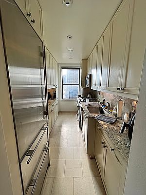 3rd image of 865 1st Ave APT 9E
