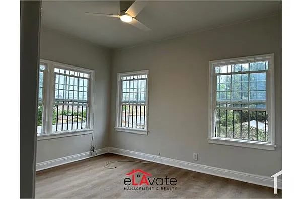 Building Photo - 1607 W 49th St #1607