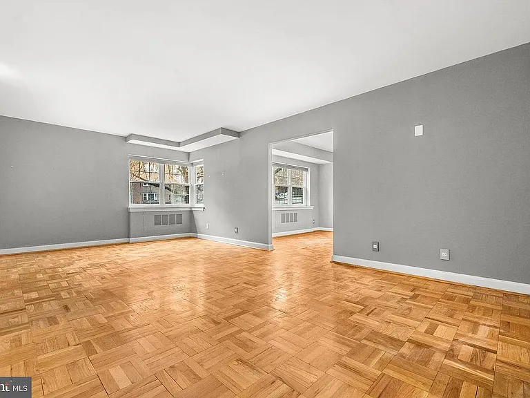 3601 Greenway #101 — Photo 6