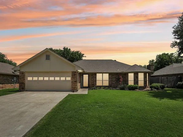 9 Chimney Rock Dr, Trophy Club, TX 76262