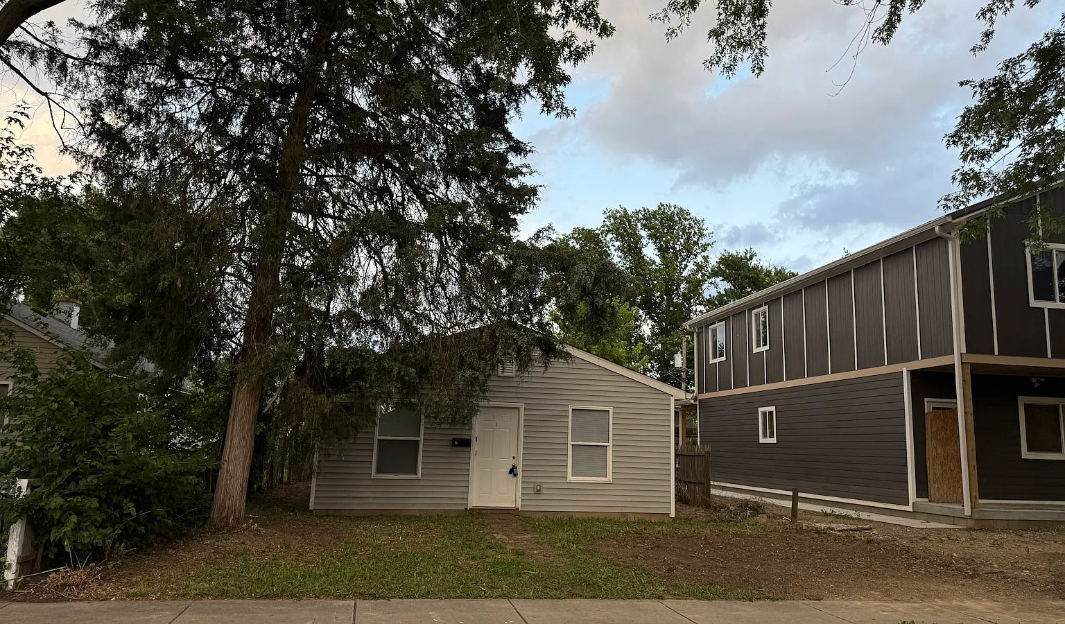 29 South Bradley Avenue — Photo 2