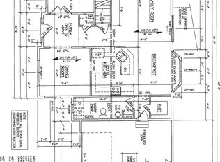 5 Alumni Dr, Hooksett, NH 03106