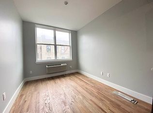 808 Elsmere Pl APT 4E, Bronx, NY 10460
