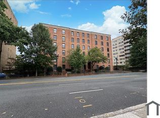 2828 Wisconsin Ave NW APT 314, Washington, DC 20007