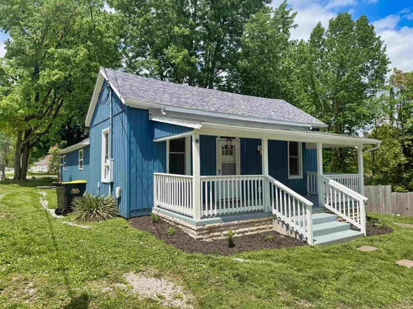 220 S Walnut St, Ellettsville, IN 47429