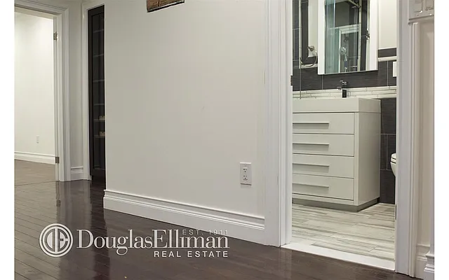 Rented by Douglas Elliman | media 10