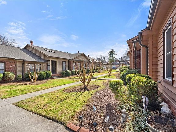 5th image of 3003 S Holden Rd APT D