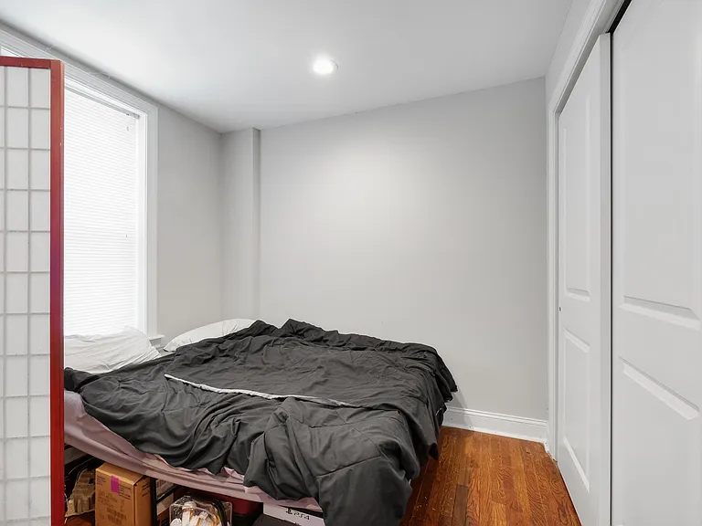 2032 Bainbridge St #3 — Photo 9