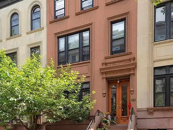 479 Fourth Street image 7 of 7