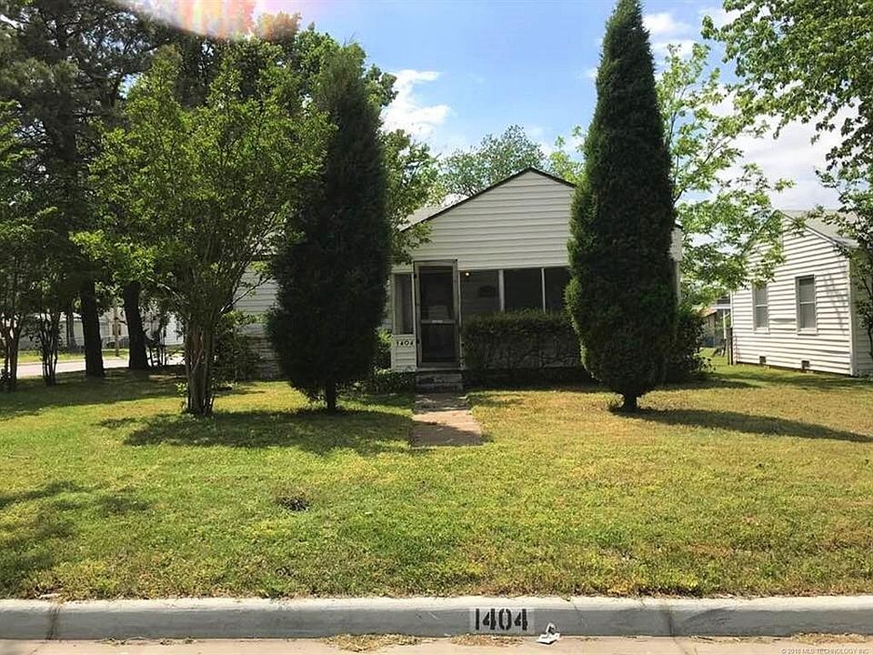 1st image of 1404 N Urbana Ave